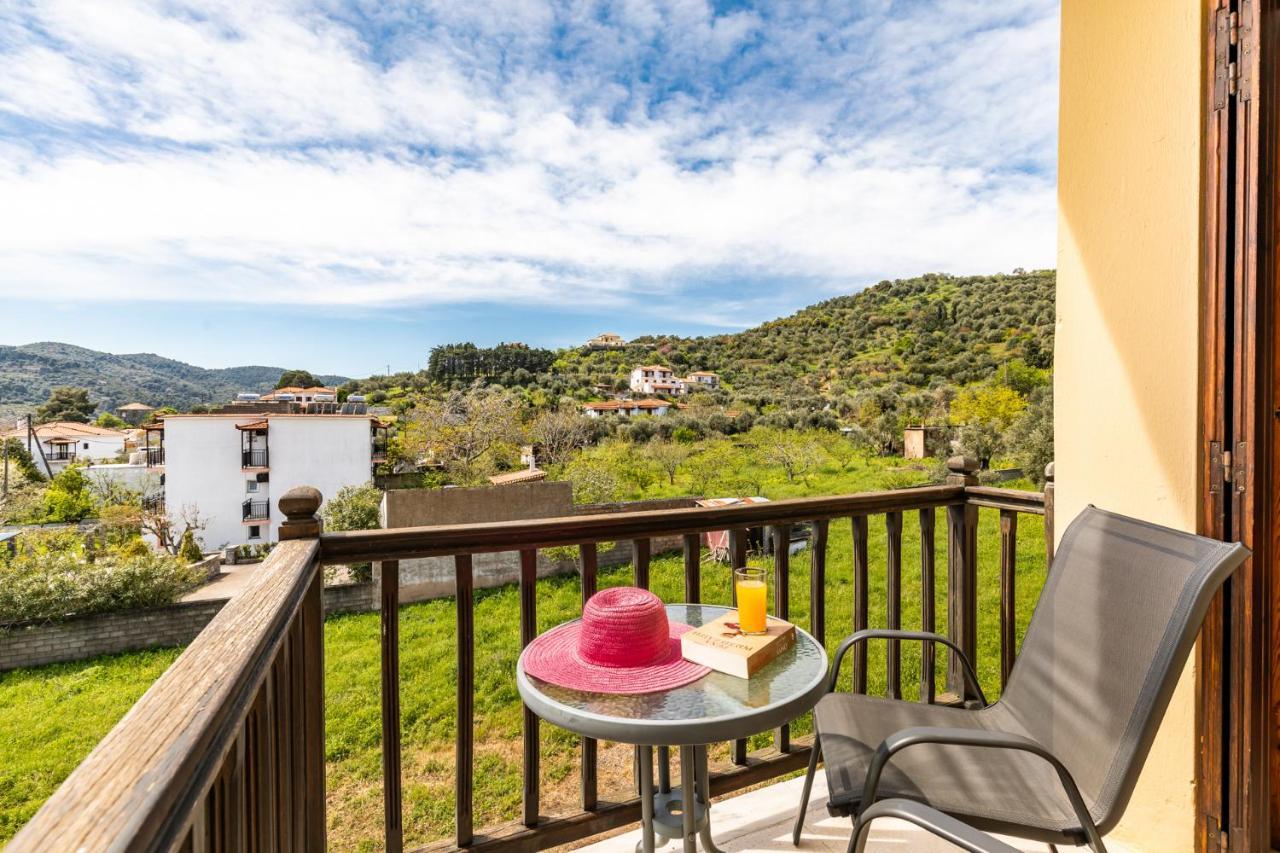 White Lily Skopelos Exterior foto